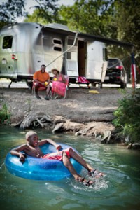 rving-by-lake-with-activities