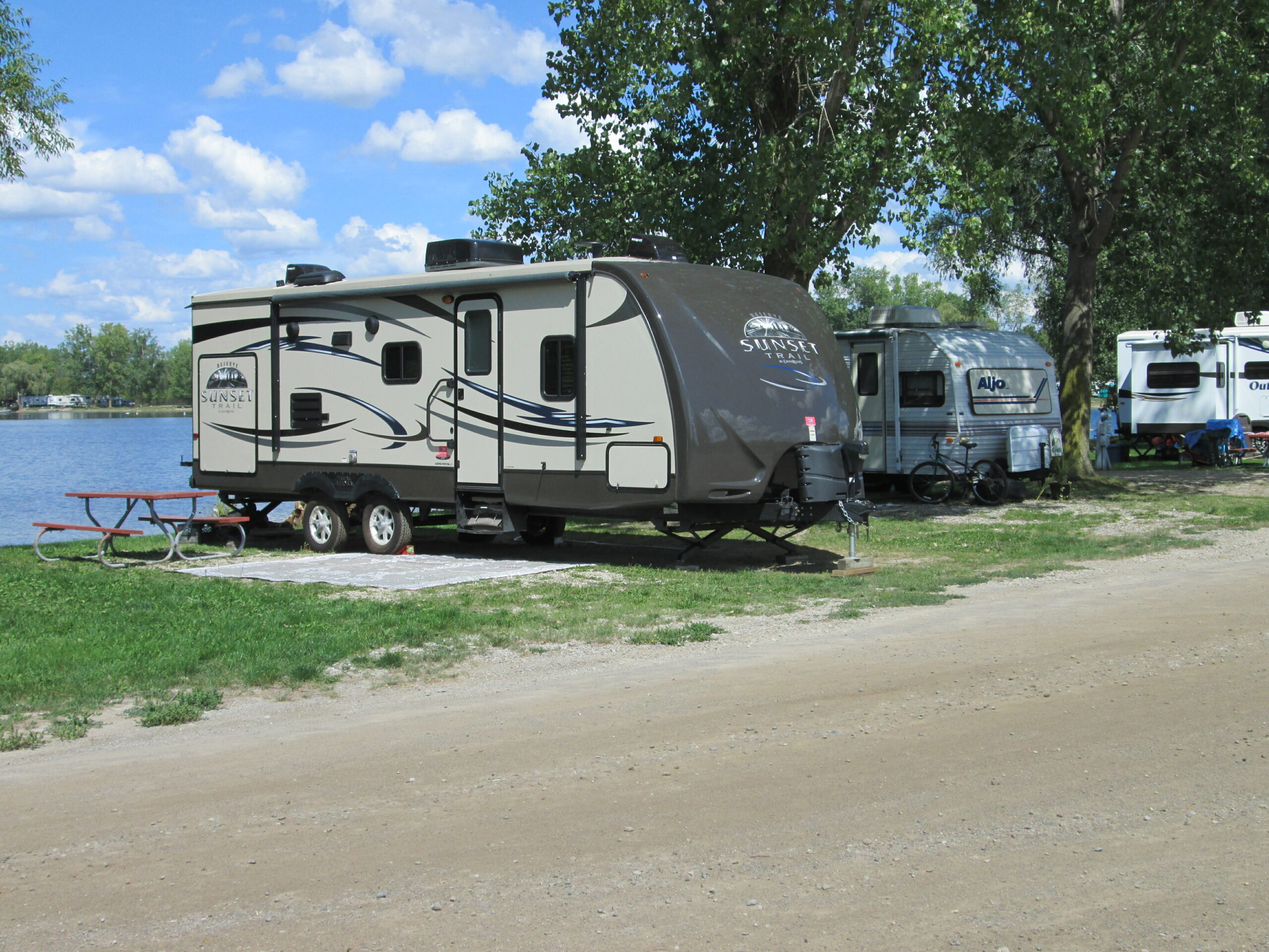 Sun Outdoors Kensington Valley MARVAC