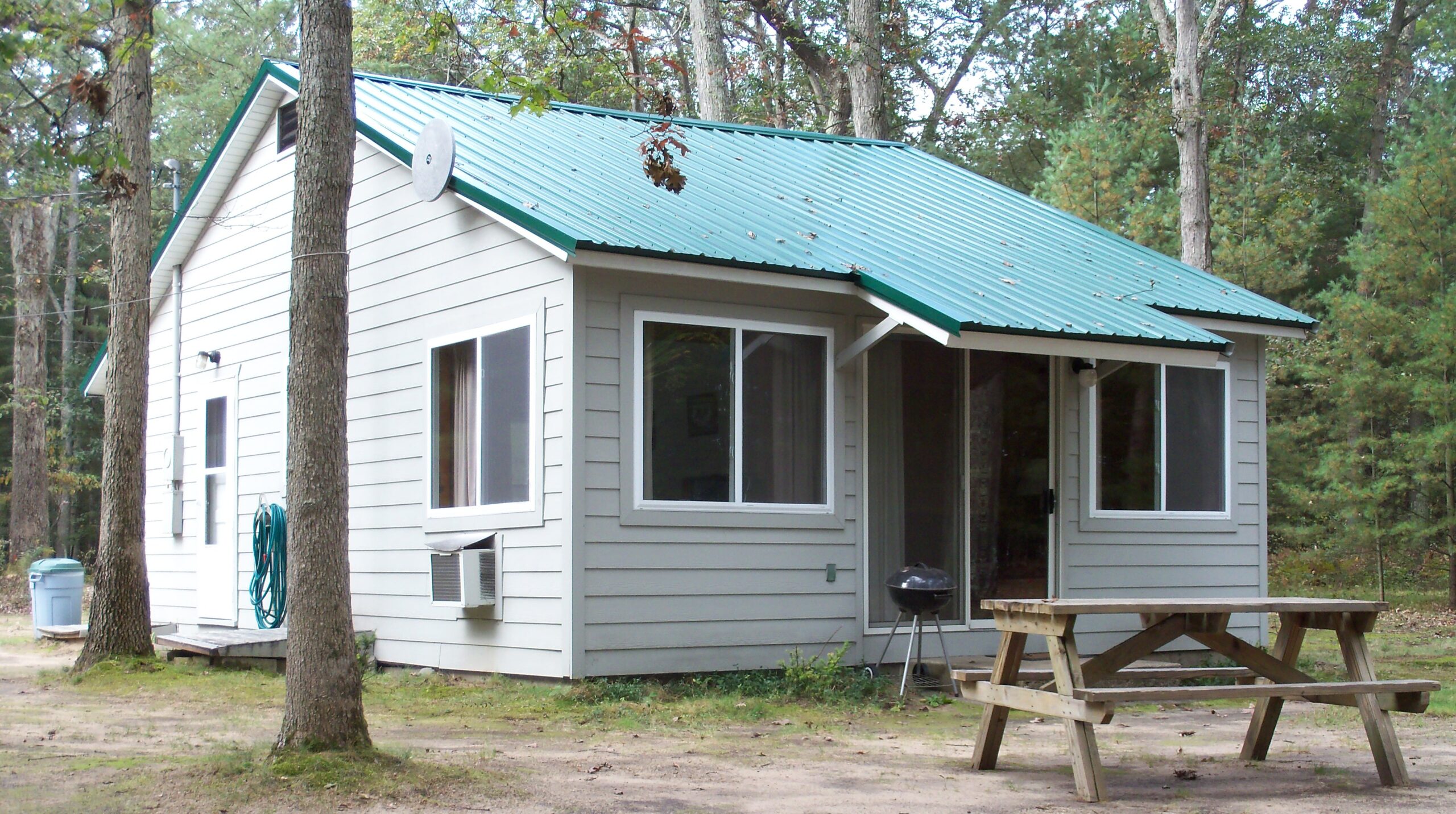 Pickerel Lakeside Campground and Cottages MARVAC