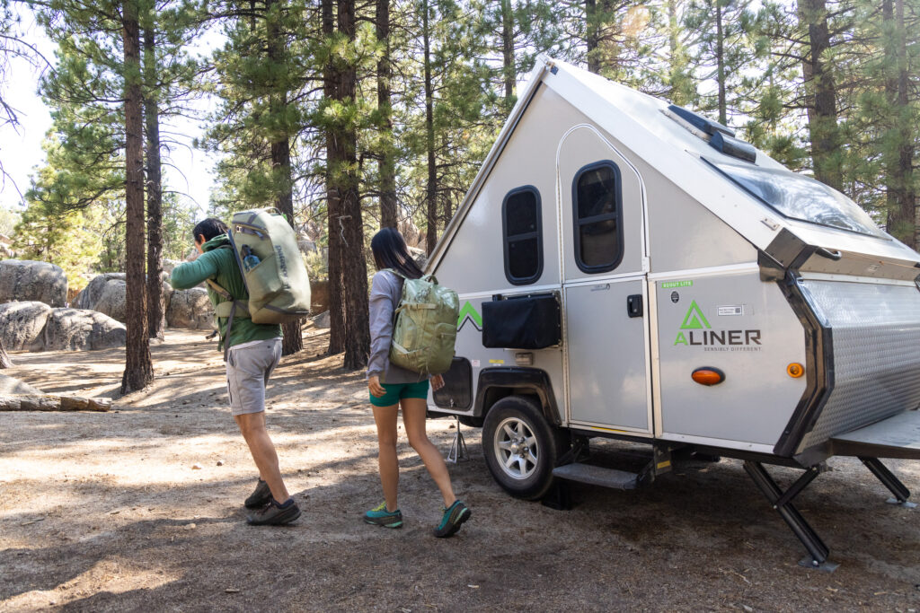 Hard-sided pop-up camper