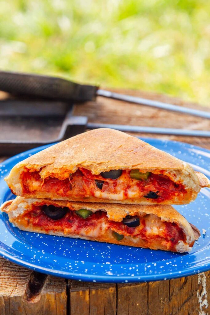 Pie iron pizza
